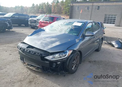 2018 Hyundai Elantra Value Edition z USA, uszkodzony, nr VIN 5NPD84LF5JH272999